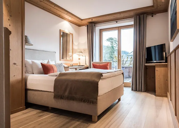 Hotel Haltmair Am 4*